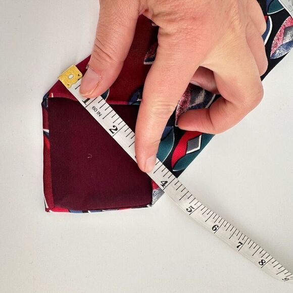 NWT Vintage Halston Italian Silk Necktie Pattern Block Geometric 4” width USA - Picture 5 of 7